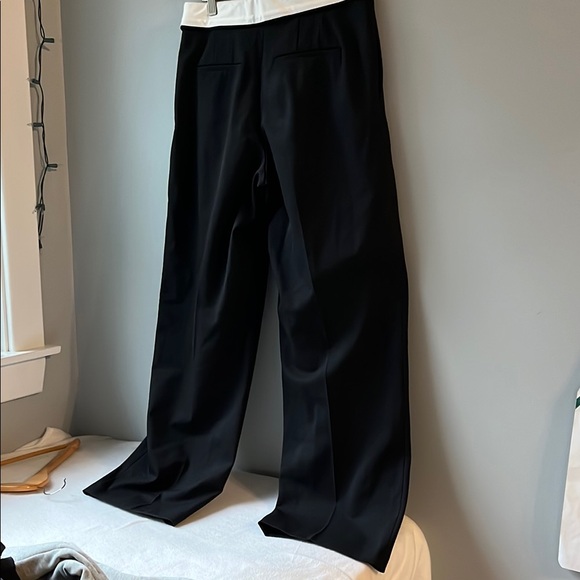 Aritzia Babaton Bureau Pant Black and White size 8 - Picture 7 of 15